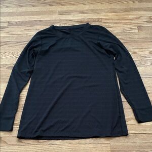Zyia Black Long Sleeve Women's Top with Perforations for Ventilation
